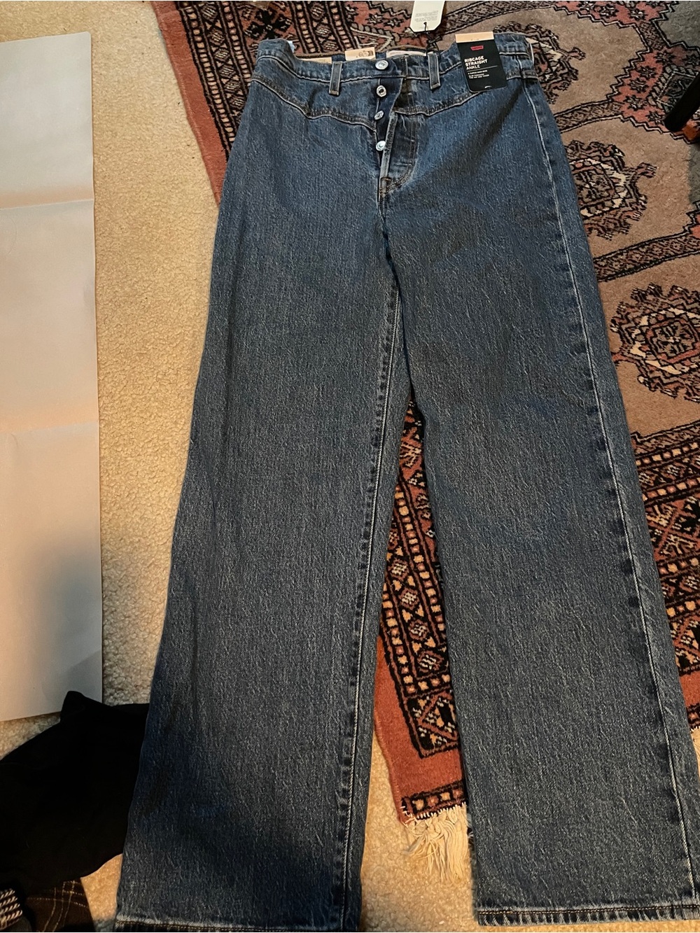 Levi's Ribcage Straight Leg Jeans in Medium/Dark Blue Denim